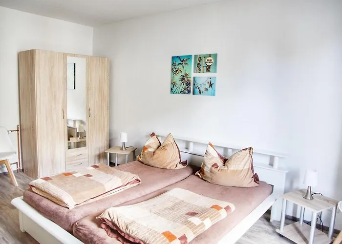 Lagoon Forest Family Retreat *