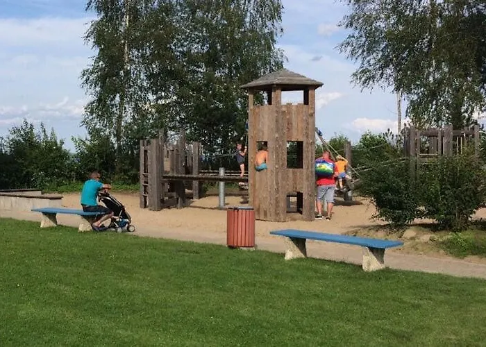 Lagoon Forest Family Retreat アパート